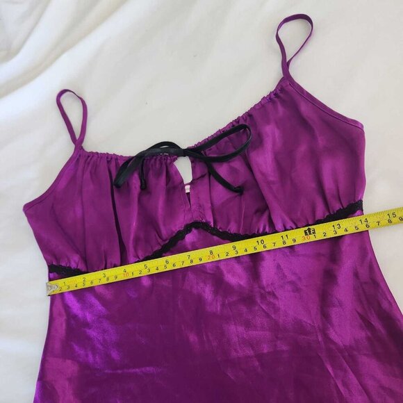 Vintage silky milkmaid slip dress with ruffles ✦ purple and black mini night gow - Picture 11 of 14